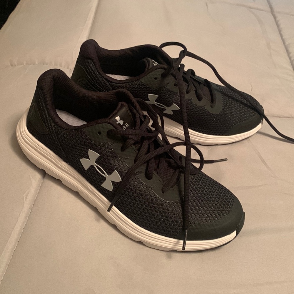 Women’s under Armour shoes